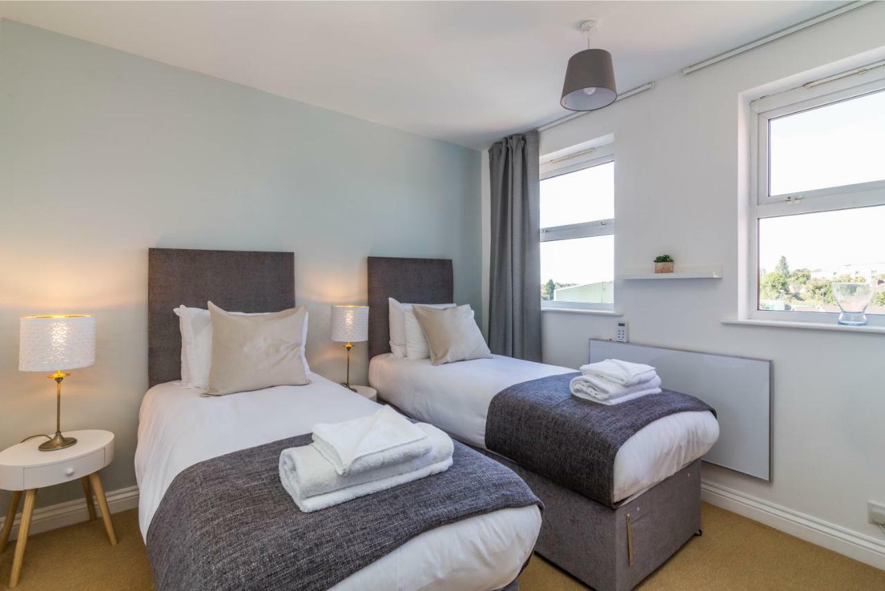 West Bridgford Classy 2Bed Flat ノッティンガム エクステリア 写真