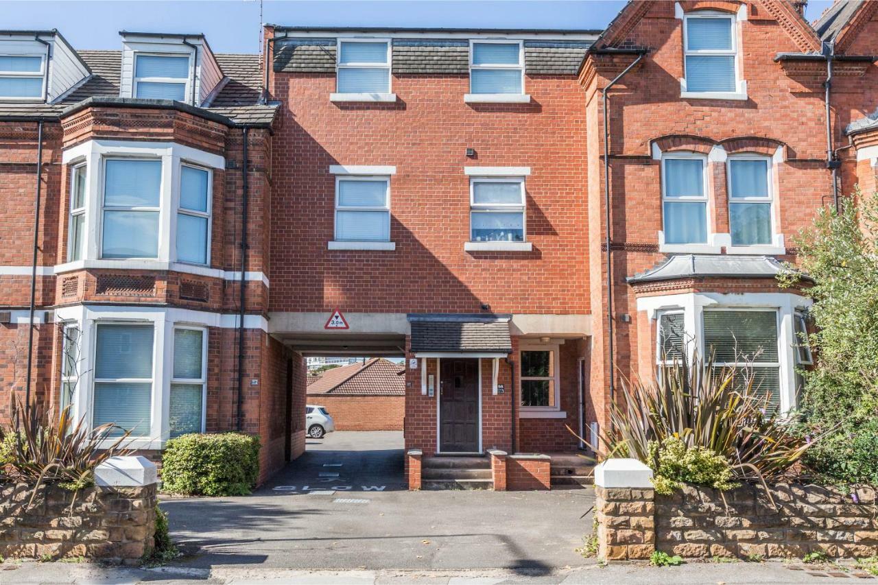 West Bridgford Classy 2Bed Flat ノッティンガム エクステリア 写真